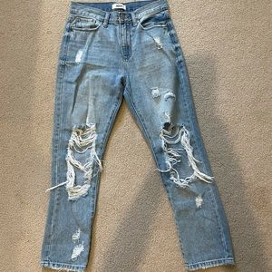 JBD ripped straight jeans